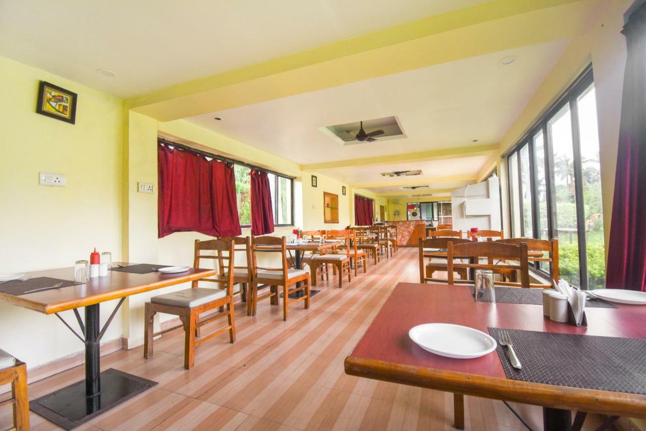 Oyo 47464 Hotel The Country Club Bilāspur Exteriér fotografie