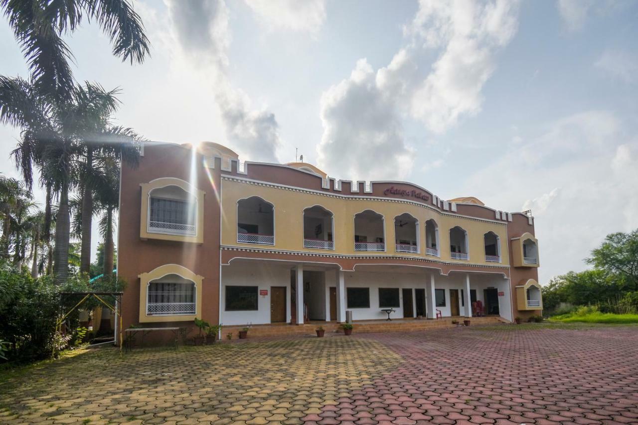 Oyo 47464 Hotel The Country Club Bilāspur Exteriér fotografie