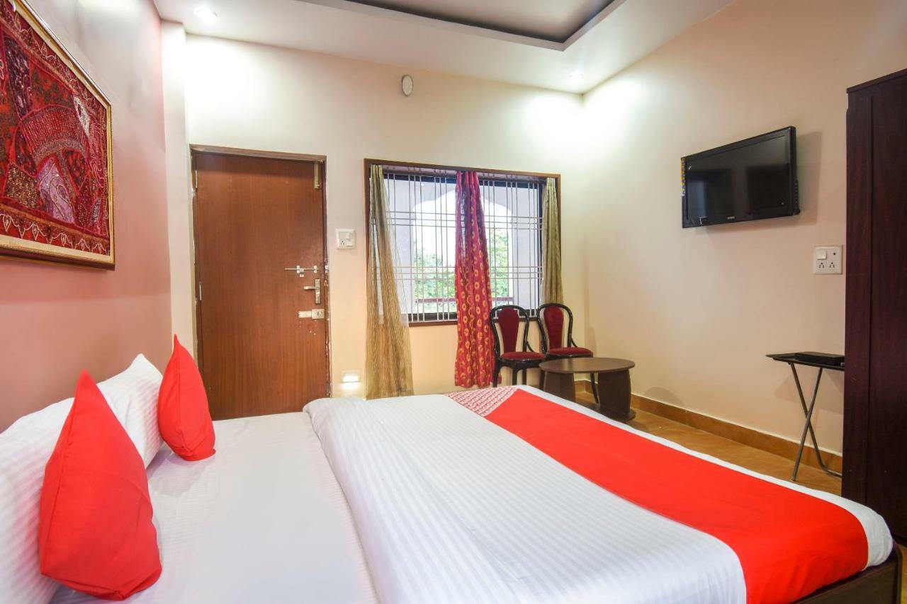 Oyo 47464 Hotel The Country Club Bilāspur Exteriér fotografie